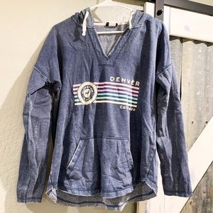 Cute light hoodie 🤍🍁🏔